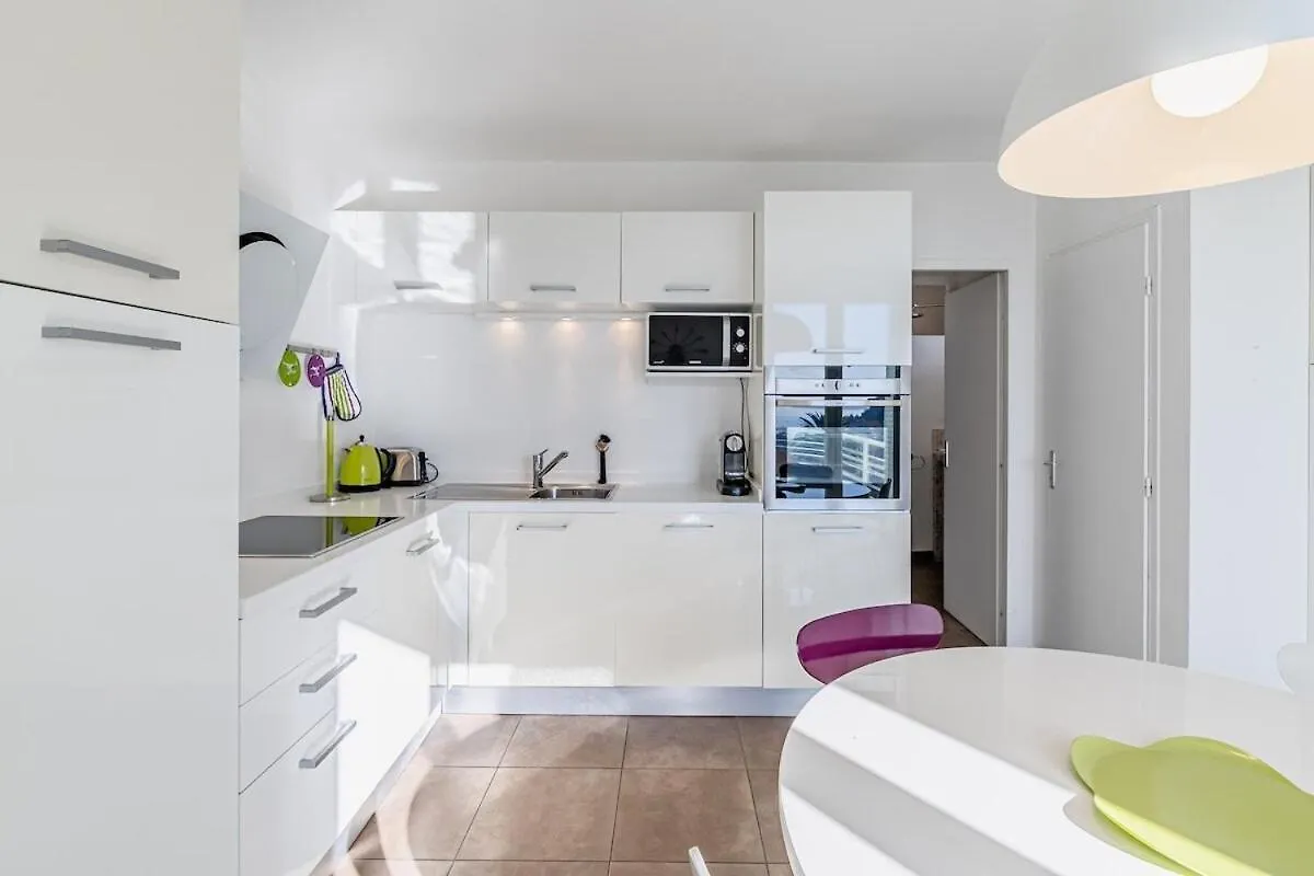 Indigo Villa Cassis 0*,